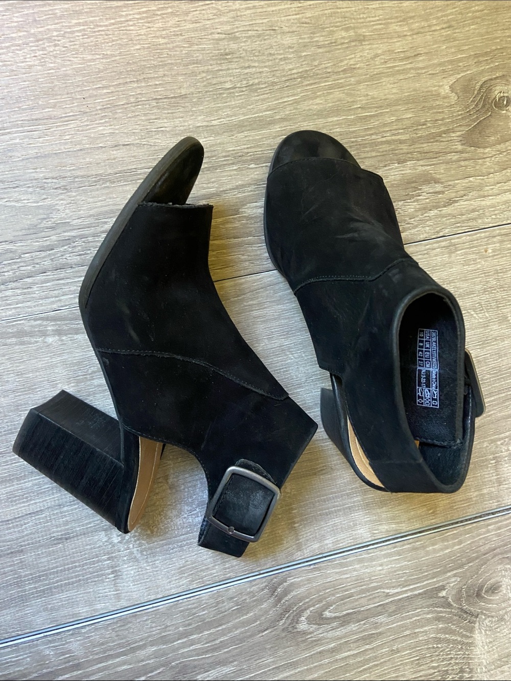Vionic Black Suede Open-Toe Block Heel Sandals